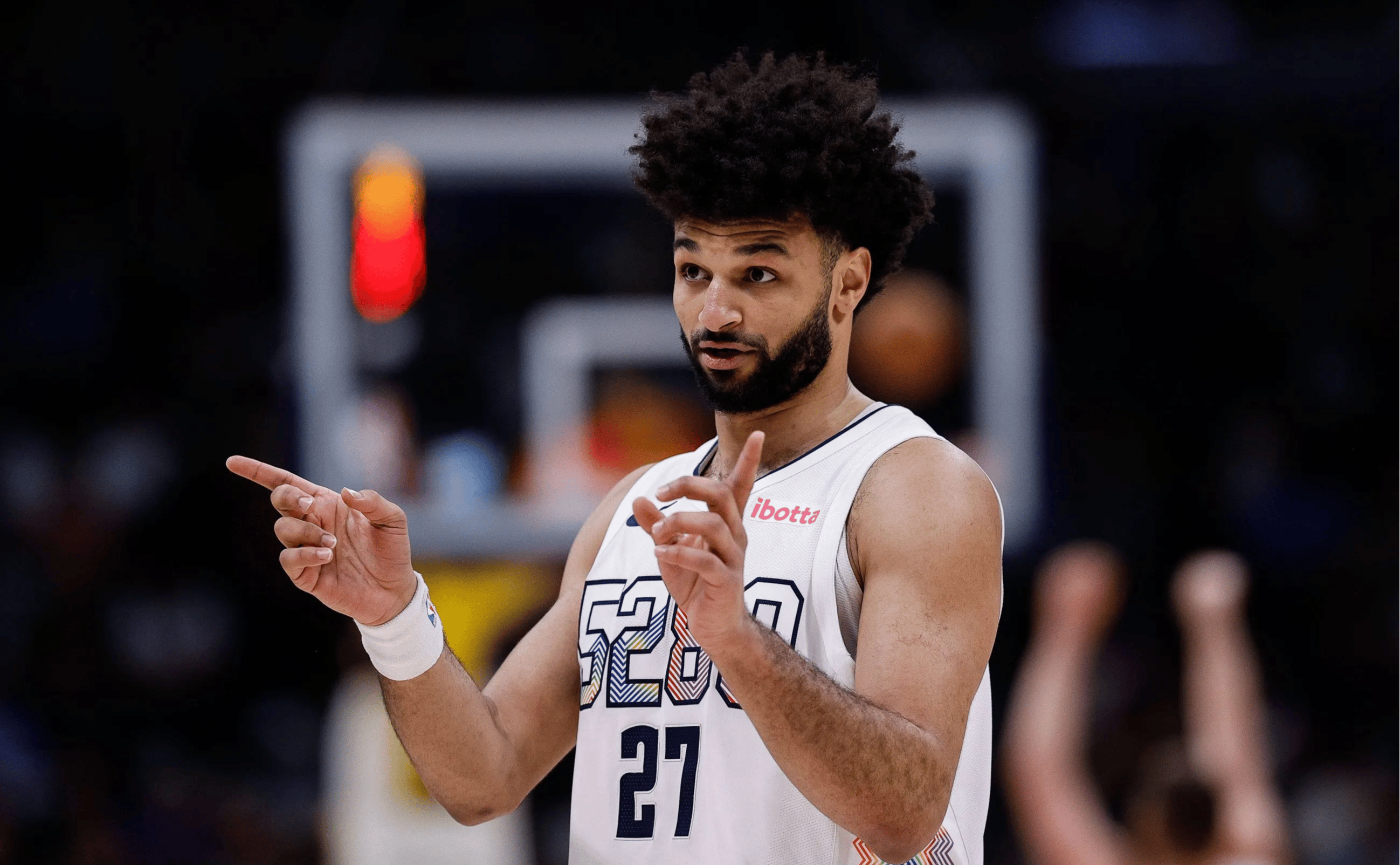 包含掘金不断突破！，穆雷连续五场比赛得分超过出色防守比赛高潮迭起的词条Leyu